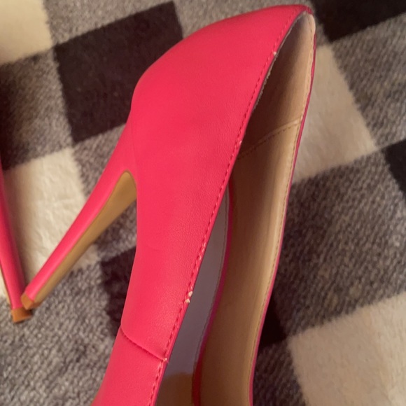 Victoria Secret hot pink heels size 7 - Picture 9 of 9